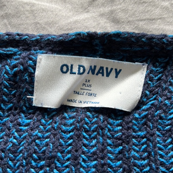 Old Navy knit sweater, 1X - Picture 2 of 3